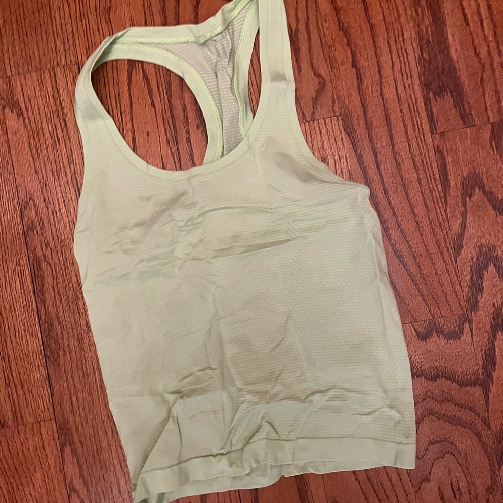 Lululemon racer cropped tee